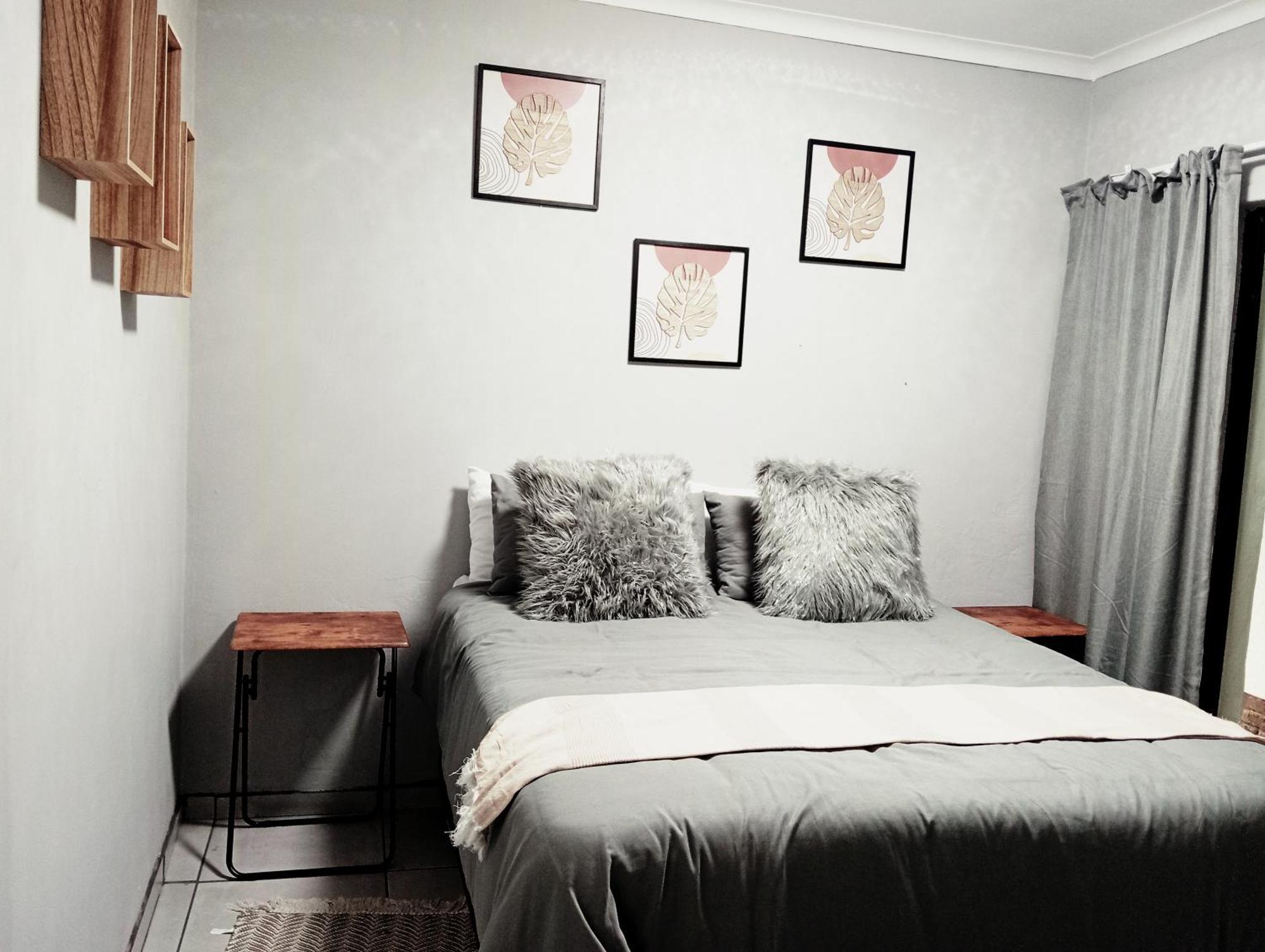 Appartamento Be Our Guest Near Or Tambo International Airport Boksburg Esterno foto